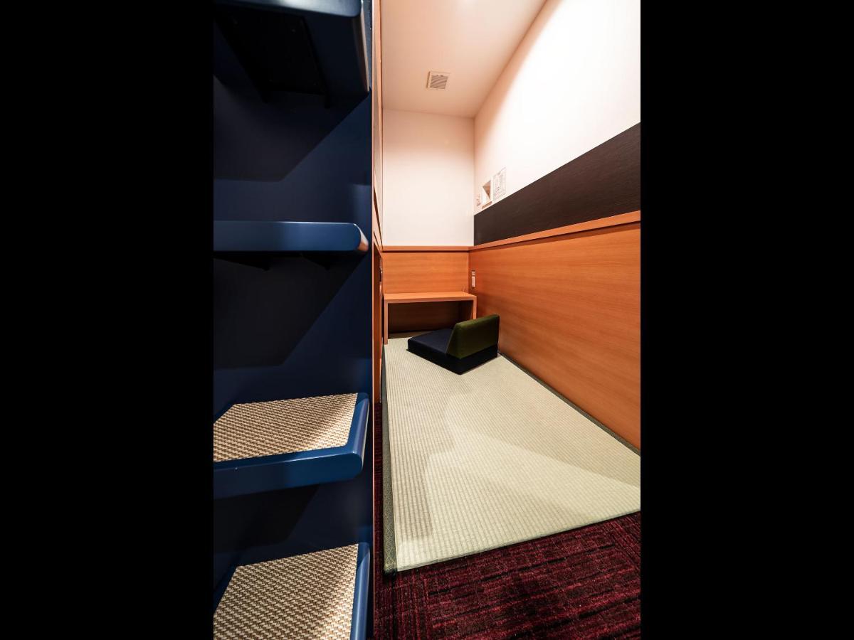 Capsule Plus Yokohama Sauna & Capsule Exterior photo