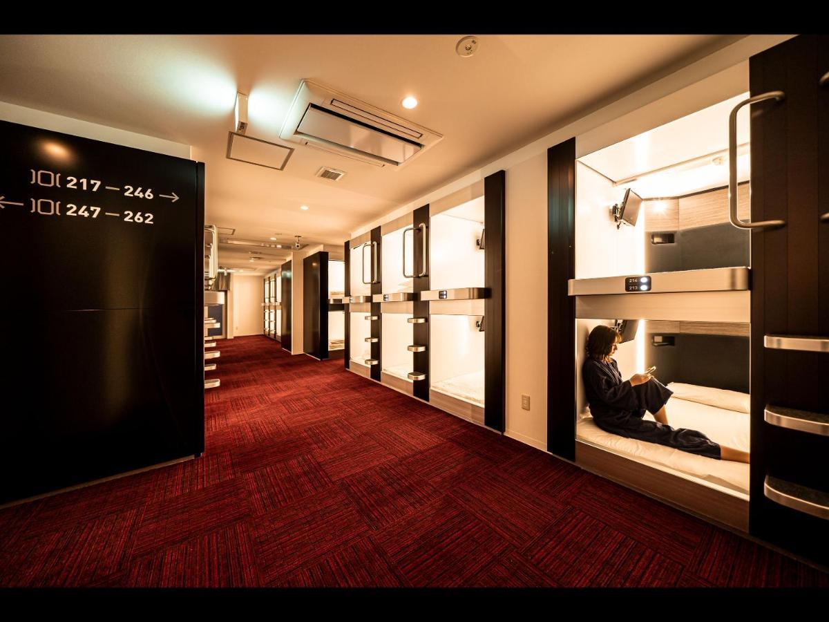 Capsule Plus Yokohama Sauna & Capsule Exterior photo